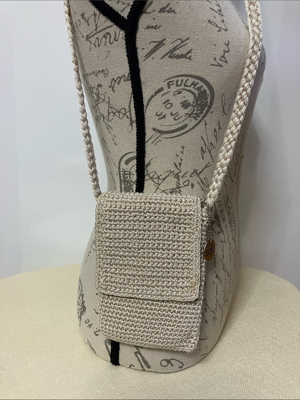 💐 The Sak Crochet Mini Crossbody Phone Bag Ecru